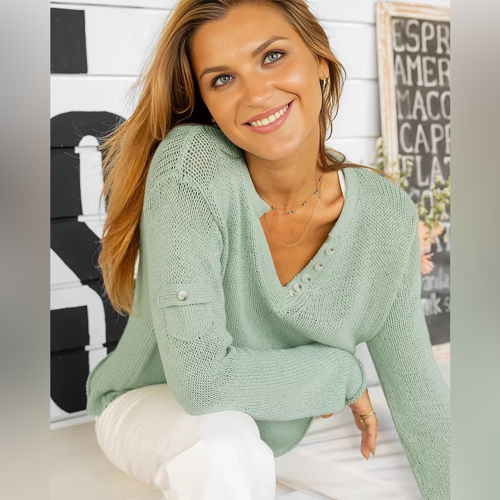 Wooden Ships Bella Henley Top Cotton Sweater in Sea Sage Green Women’s S/M